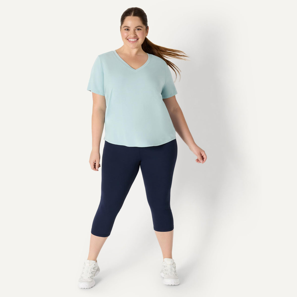 Amazon Essentials Women's Active Soft Cotton Modal V-Neck Short Sleeve Lightweight Yoga Workout T-Shirt with Curved Hem, Light Blue, Large