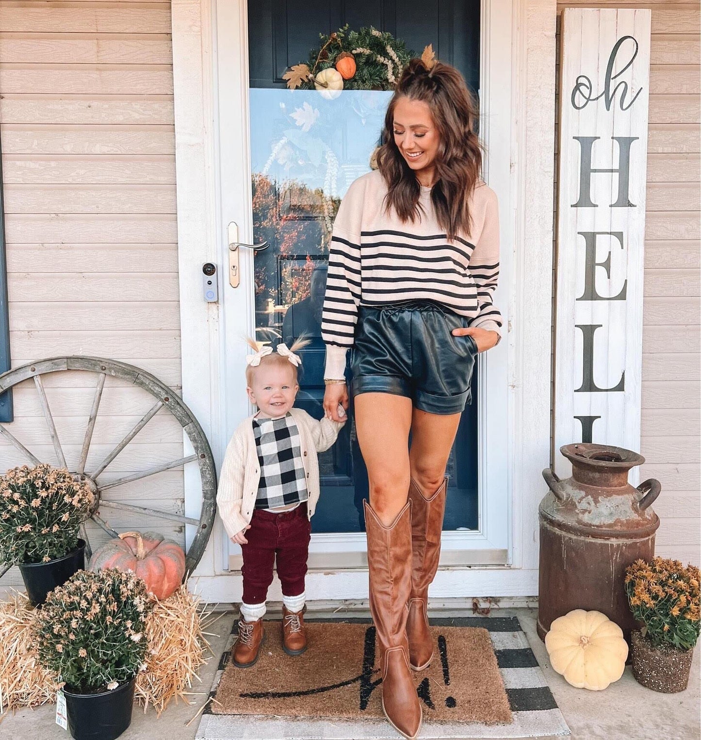 Women's Oversized Crewneck Sweaters Batwing Long Sleeve Side Slit Ribbed Knit Pullover Sweater Tops